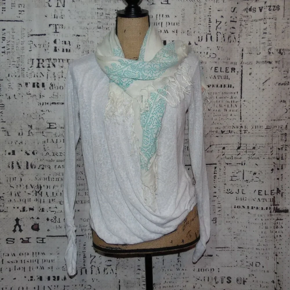 Off white & Teal Scarf 33 X 36